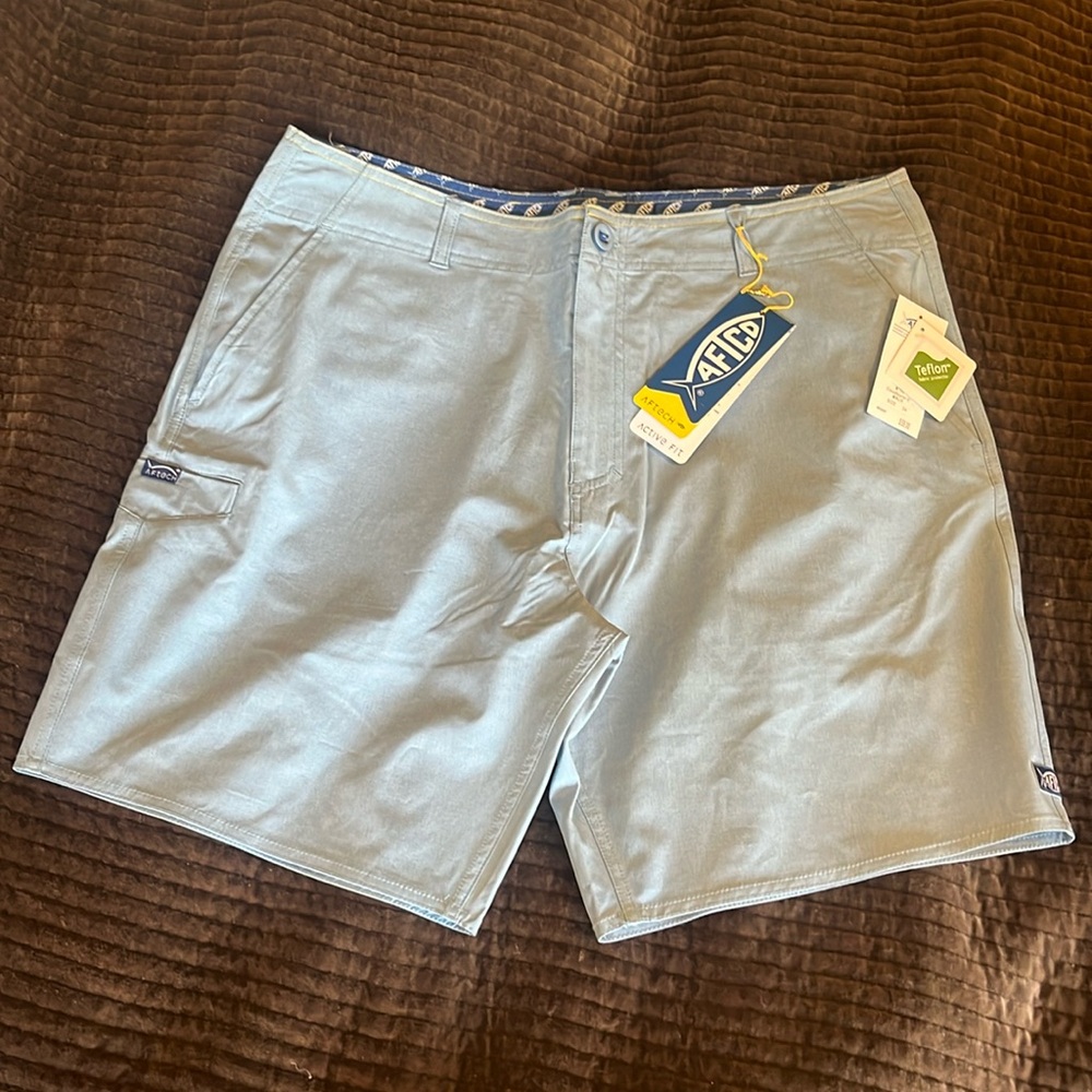 Men’s AFTCO shorts